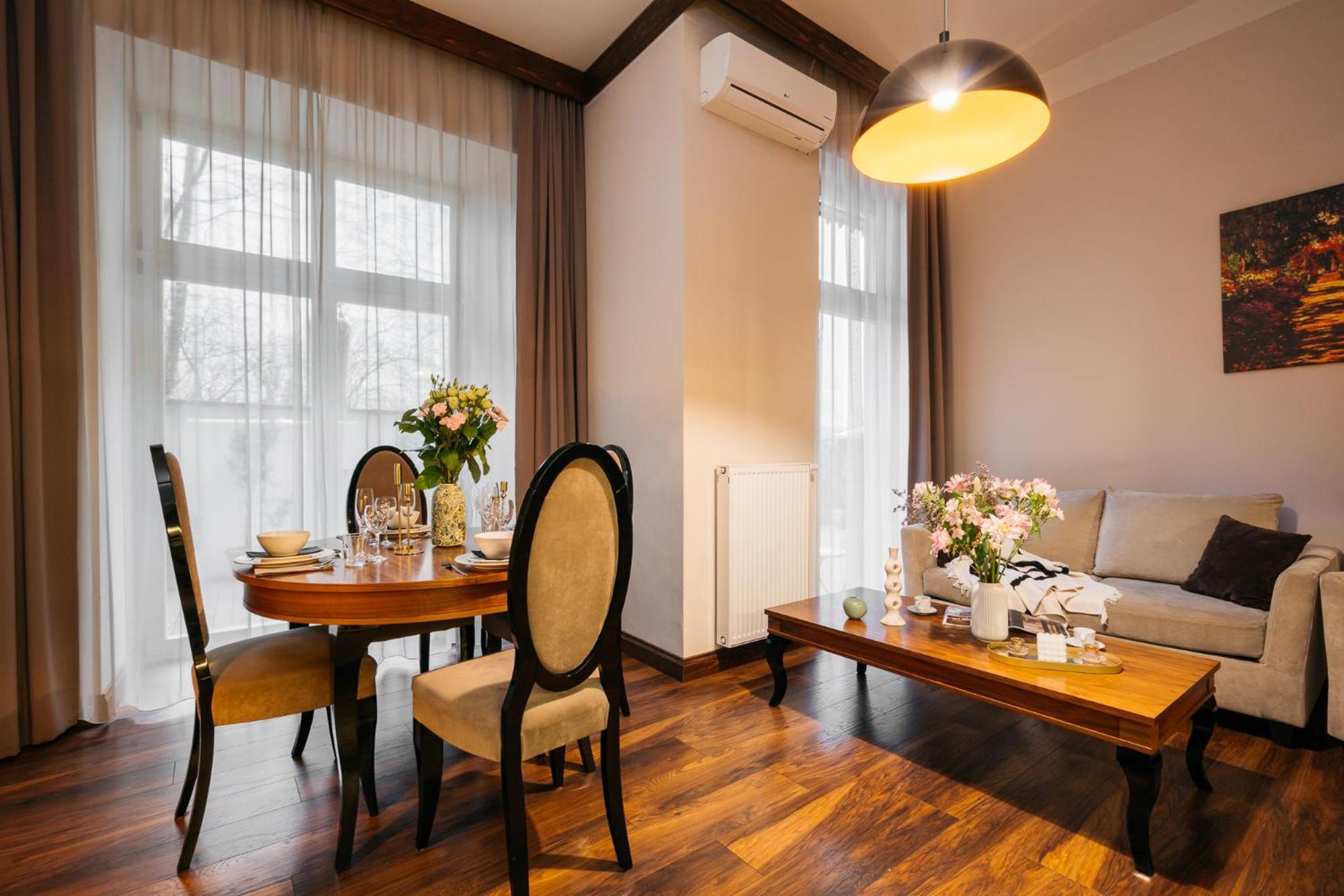 Topolowa Residence - Loftaffair Collection Krakow Luaran gambar